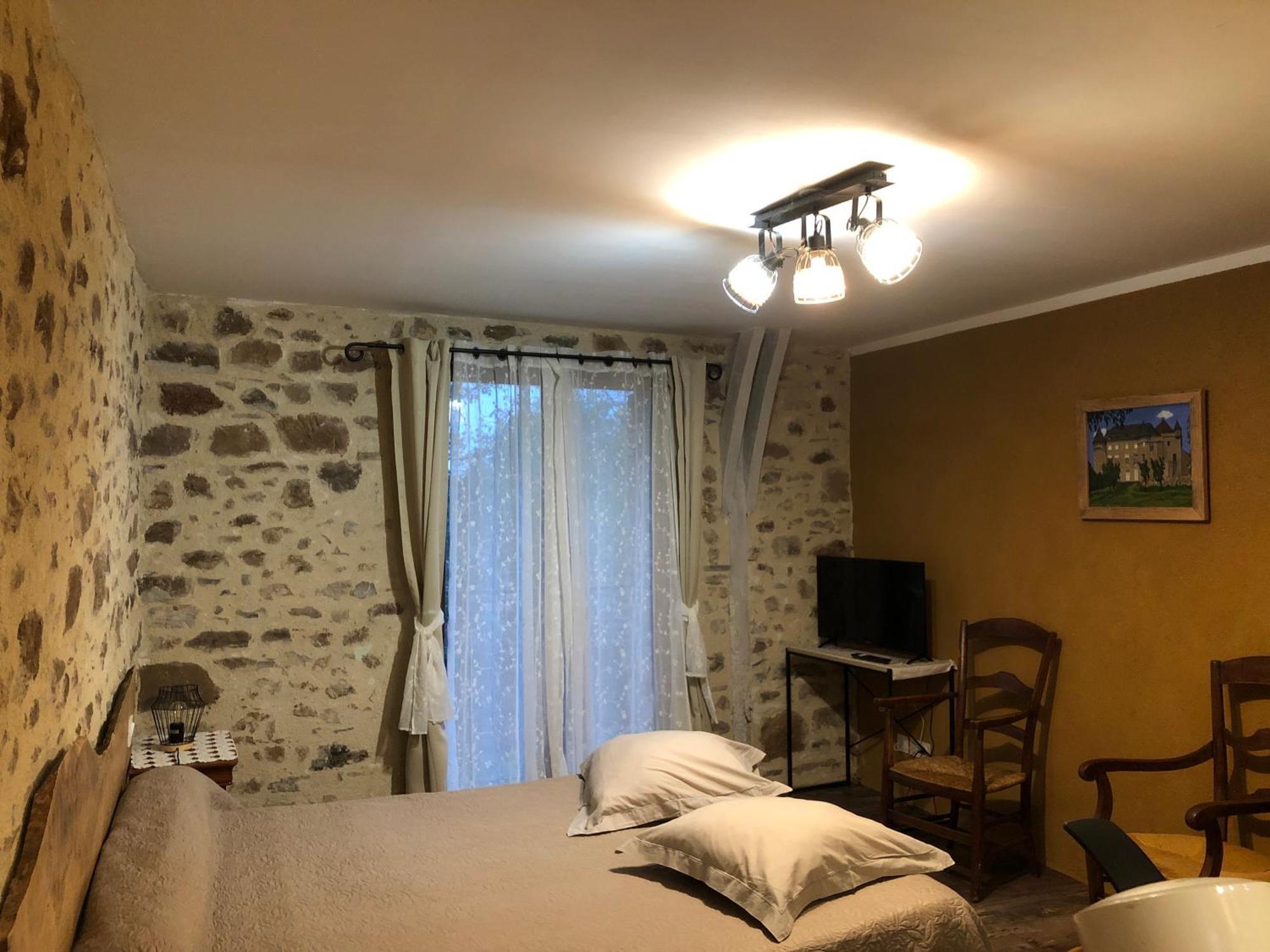 Ecuries De Saint Maurice- Maison D'Hotes De Gondou Lacapelle-Marival Екстериор снимка